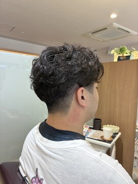 エル バイ ファースト(L by first) 【L by first】ヨーロッパ風パーマ