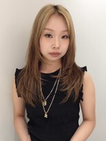 ウクク(UCUCU)&nbsp;ローライト × レイヤー