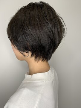 ジャイロヘア(gyro hair) ショートヘア