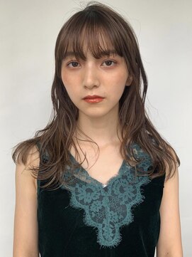 ナル(nalu.) ハイライト / 透明感カラー / ミディアムレイヤー