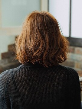 イコール バイ プロデュース 町田駅前店(equal by Produce) 大人クラシカルボブ