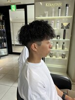 アイズ 海老名(AIZU) ツイストスパイラルパーマ スパイラルパーマ ツイストパーマ