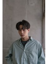 トゥ(TOE)&nbsp;ラフな無造作パーマ×センターパート