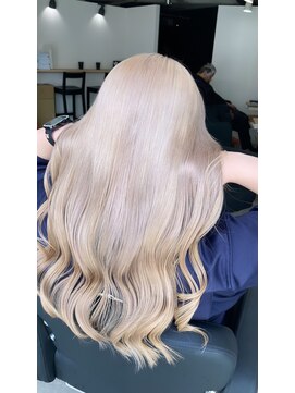 ラフ 難波店(LAFF) #黒髪#ボブルフ#ネビージュ#小顔#ワンレン