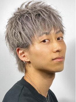 ヒロギンザバーバーショップ 新宿店(HIRO GINZA BARBER SHOP)の写真/【国内外40店舗以上/個室】メンズを知り尽くした精鋭だからこその本格技は圧巻。 [新宿/理容室]