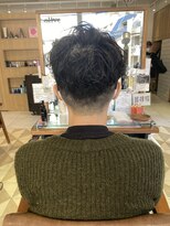 リボーン ビューティー リゾート 松戸店(re-born Beauty Resort)&nbsp;アッシュブラックダークアッシュベリーショートカルマパーマ