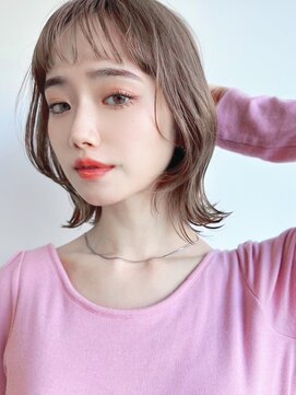 フリティ 大阪西梅田店(friity) オリーブベージュショートミニボブグレージュブリーチレイヤー