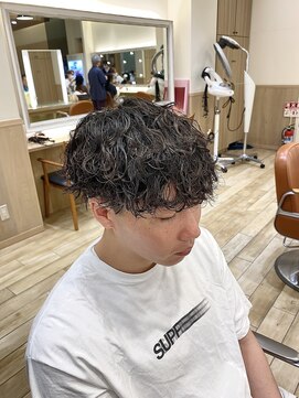 オリーブスバイネオリーブ(Olive's by neolive) スペインカール/カルマパーマ/ベリーショート//新宿