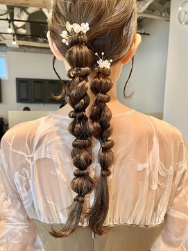 ディッセンバー 神宮前(December) ヘアセット/編みおろしヘア/結婚式ヘア/お呼ばれヘア/渋谷