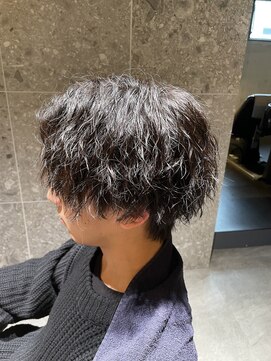 コモレビ(comorebi) ツイストスパイラルパーマ