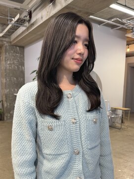 クオーレ(CUORE) グレージュカラー