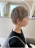 ホワイトベージュマッシュショートボブ顔まわり前髪群馬太田