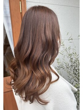 ソアラ(Soala) 大人きれいめロングヘア