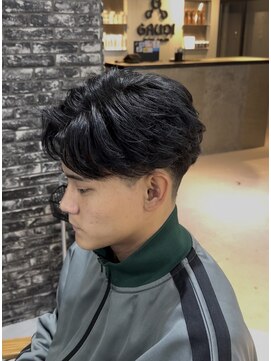 ステラ(STELLA) メンズパーマ/メンズカット/眉毛サロン/ツイストスパイラル