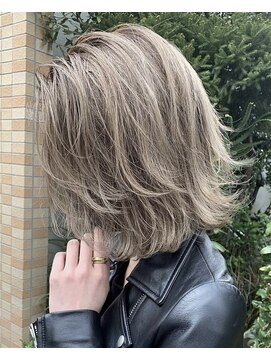 アルカナ 明治神宮前原宿(ARCANA) デザインカラーハイライトカラーケアブリーチダブルカラー渋谷