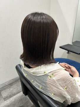 セカンド(Second) Second   ×　外ハネスタイル