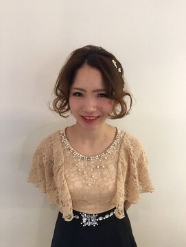 スニップ(snip) エレガント＆レトロモテ　アップヘアー