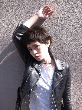 ピープル(people) 〔people〕ざっくり無造作なパーマショート