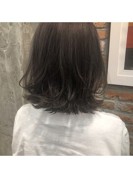 ルース(RUTH) 柔らかグレージュ