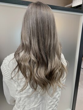 フェルーナ(FERNA) 『カット＋ケアブリーチ×１＋カラー』【FERNA池袋】