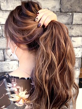 ラヴィエール(LAVIERE by R-EVOLUT) ハイライトカラー 白髪ぼかし チョコレートベージュ 30代40代