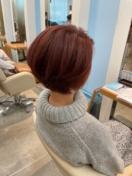 カッツ 笠岡店(CUT S) おしゃれショート×一癖ピンク