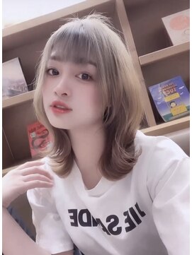 ピース バイ シータ(PEACE by CITA) 透け感◎ミルクティーアッシュ 流行りの韓国外ハネメディアム