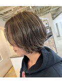 バレイヤージュハイライトショートヘア