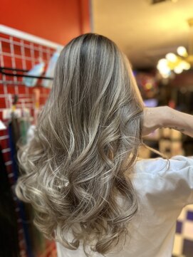 ロック フィールド ミルクティーシャドールーツ