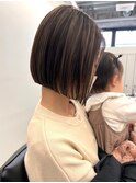 ダブルカラーハイライトケアブリーチレイヤーカットショートヘア
