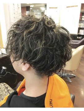 シャンプーボーイアネックス(SHAMPOO BOY Annex) メンズパーマbyERINA