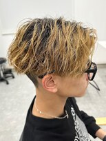 フゥ 宇都宮(FeU) 波巻きパーマメンズパーマメンズヘアツーブロックツイストパーマ