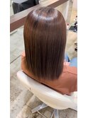 サラサラツヤ髪ストレートヘア