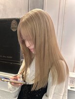 エイチ(H eitf)&nbsp;H【eitf】　原宿　表参道　ハイトーン/ブリーチ