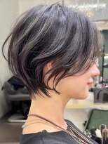 ビュー トウキョウ(VIEW TOKYO) 10代20代30代40代小顔顔まわり似合わせ耳かけショート