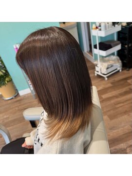 フローリア(flowria) グラデーション × ミルクティーベージュ