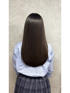 エミリー(Emily) セミロングレイヤー