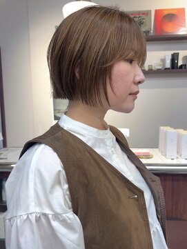 ルックアット(Look at) 【Look at】ミニボブ顔まわりレイヤー切りっぱなし20代30代40代