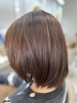 アオ 花咲町(a-o) 軽やかウォームボブレイヤー♪