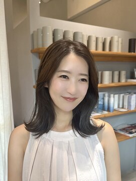 【マオ】大人かわいいレイヤーくびれミディアムヘア