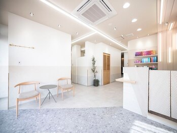 トゥーリ 春日店(tuuli)の写真/年齢と共に悩むクセや白髪を、女性スタイリストが優しくサポート。リラックスできる空間でキレイを提供◎