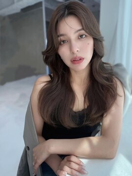 エヌ 大阪梅田店(enu) ナチュラルブラウン/ヘーゼルグレージュ/髪質改善カラー