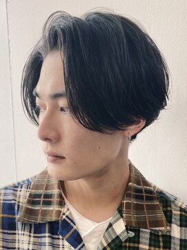 フィフス(fifth) 原宿ニュアンスパーマメンズパーマセンターパートウルフ黒髪30代