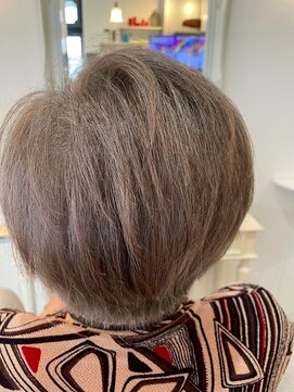 サロン ド コアフュール メランジェ(Salon de coiffure Melange) 白髪ショート