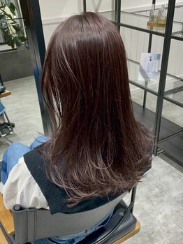 エル(AILE)の写真/揺れるたび、美しい。大人女性のミディアム・ロングを輝かせる、質感に拘ったワンランク上のカット。