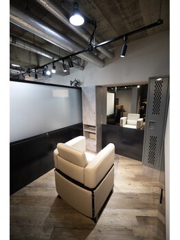 ストリームファースト(Stream1st)の写真/3月11日リニューアルオープン☆個室7部屋。最大9席/ハイライト/ダブルカラー/髪質改善/メンズ/メンズパーマ