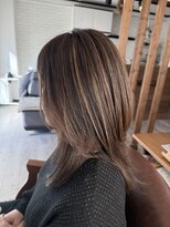 ラニ ヘアーアイラッシュ(lani hair eyelash)&nbsp;ハイライト×ロングレイヤー