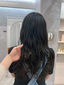 ポジ(poji) 艶髪 ピンクベージュ 髪質改善 質感ストレート 顔周りカット