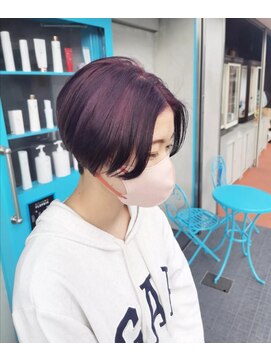 フロップニク(FLOPNIK) 紫髪ハンサムショート