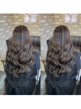 大人女性も街に溶け込むスペシャルハイライト♪白髪や根元が伸びてきても気にならない！？